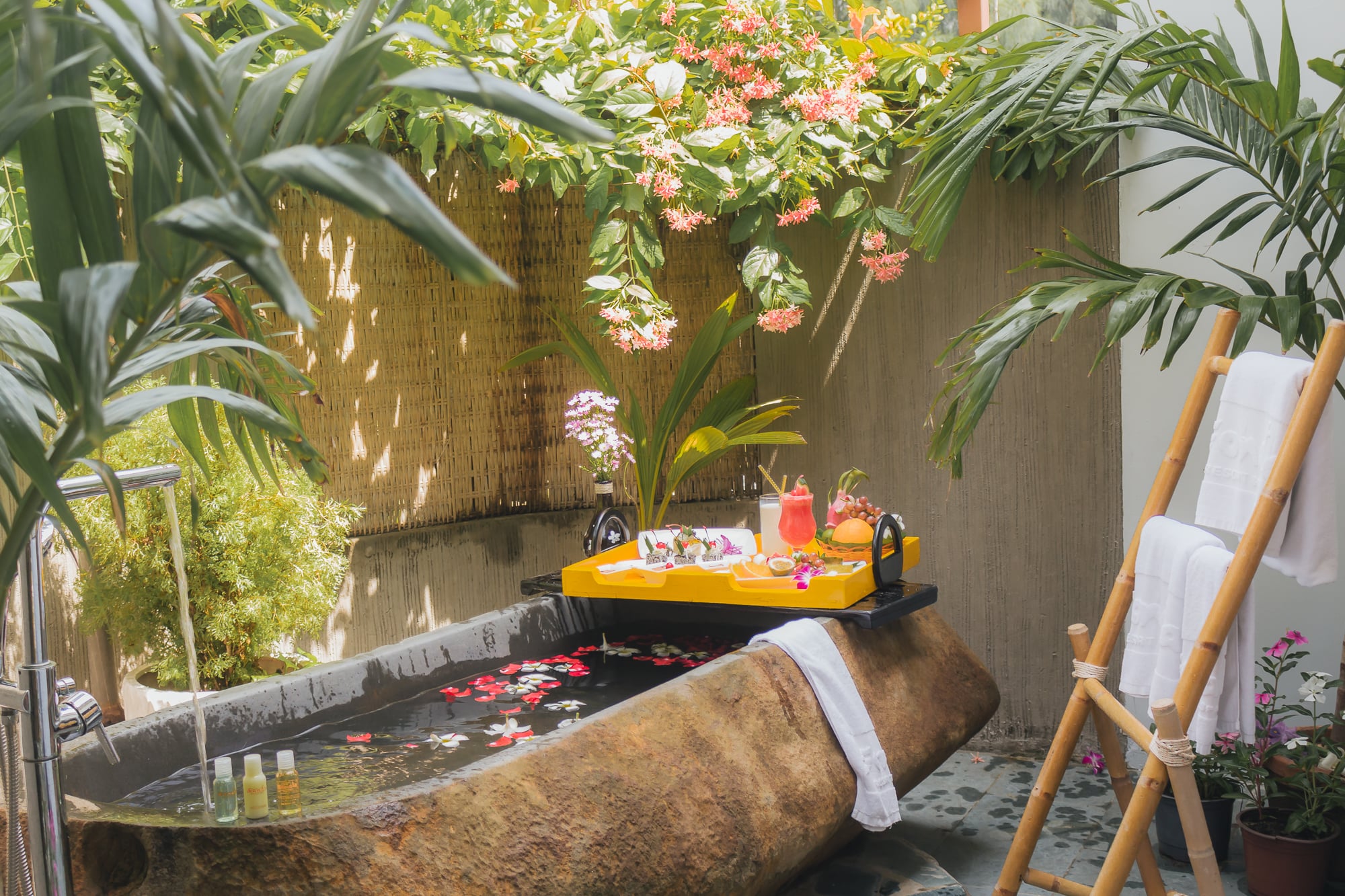 4-Bedroom Beach Front Bungalow - bathroom image 6